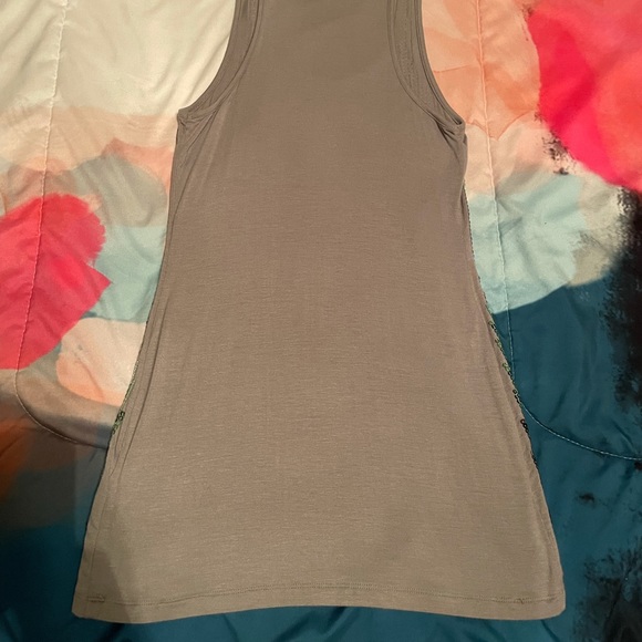 Charlotte Russe - Grey with Ombré Sequin Tank Top - Size - Medium - Picture 2 of 4